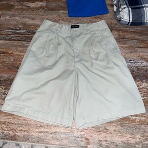 Men’s Vintage Puritan Beige Khaki Shorts